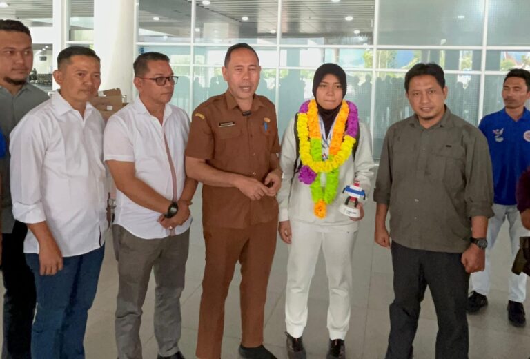 Zikrha Dwi Putri, Atlet Teqball Peraih Perak SEA Games 2025  Disambut di BIM