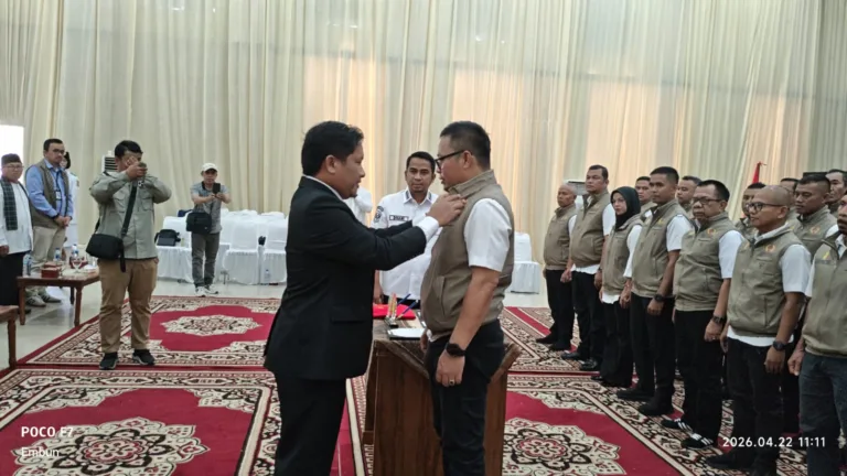 KONI Sumbar Lantik KONI Kota Solok, Target Tiga Besar Porprov 2026 Dicanangkan